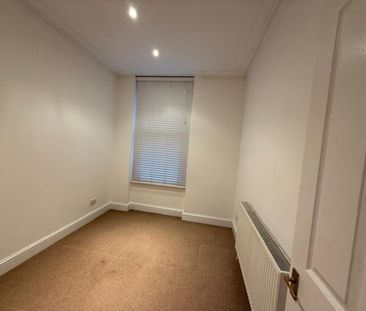 2 Bed Flat, Barry Road, SE22 - Photo 6