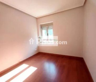 Piso en alquiler en Oviedo - Photo 3