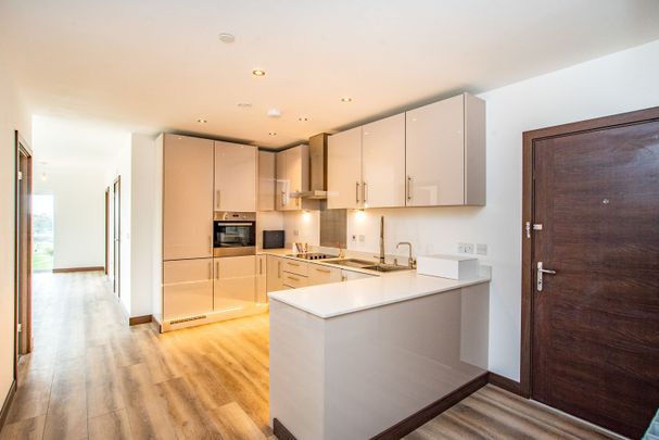 3 Bedroom Flat/Apartment to rent - Photo 1