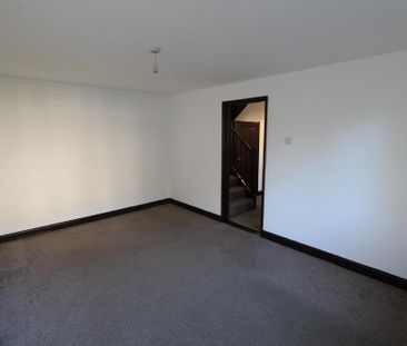 2 bedroom maisonette to rent - Photo 1
