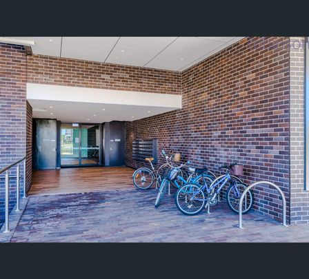 906/10 Worth Place, Newcastle, NSW 2300 - Photo 1