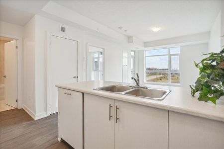 For Lease - 600 North Service Road Unit# 420, Hamilton, Ontario - Photo 4