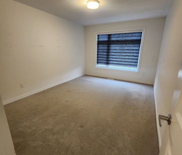 For Lease - 270 Turnbuckle Crescent, Barrhaven, Ontario - Photo 5