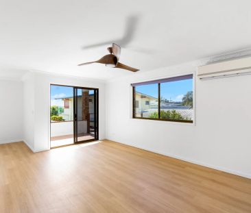 Riverfront unit with river views - Photo 1