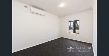 Spacious Family Home with Side Access to a Shed & Separate Studio | Available 28/11/25 - Photo 3