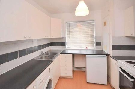 Seeley Drive, West Dulwich, London, SE21 - Photo 2