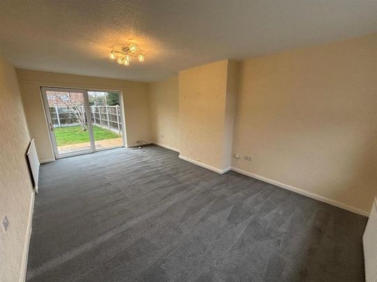 2 bedroom semi-detached bungalow to rent - Photo 1