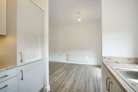 Harrington Close, Northampton - Photo 2