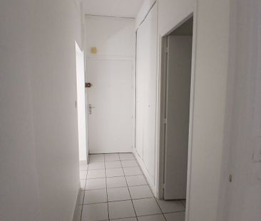 Location Appartement 1 pièce 31m² - Photo 5