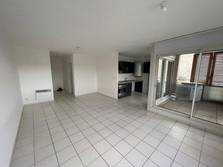 BOUC BEL AIR - Type 2 centre village - Photo 3