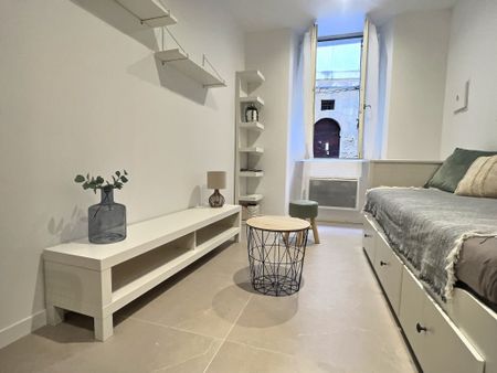 Location Appartement 1 pièce 16m² AIX EN PROVENCE 13100 - Photo 2