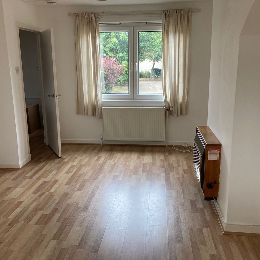 South Gyle Mains, Edinburgh, EH12 9ES - Photo 1