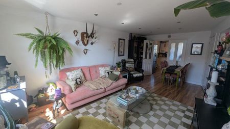 2 bedroom maisonette to rent - Photo 3
