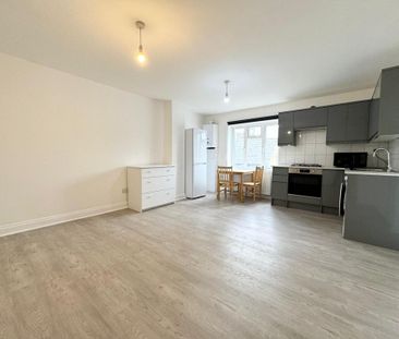 Studio to rent - Photo 6