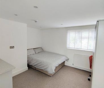 1 bedroom property to rent - Photo 2