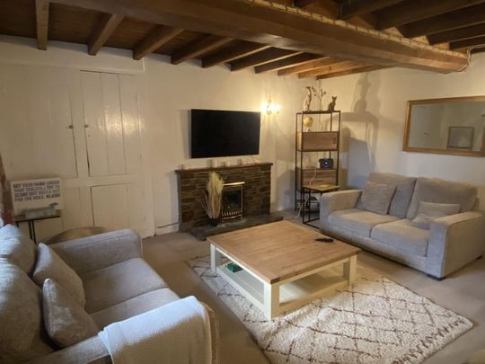 4 bedroom detached house to rent - Photo 1