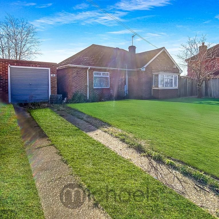 2 bedroom detached bungalow to rent - Photo 1