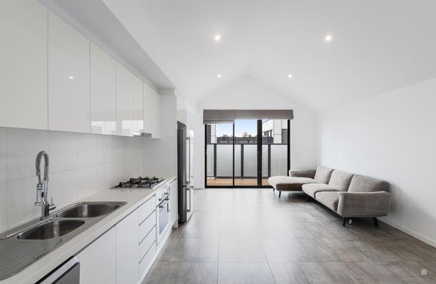 244A Union Street, Brunswick West VIC 3055 - House For Rent | Domain - Photo 1