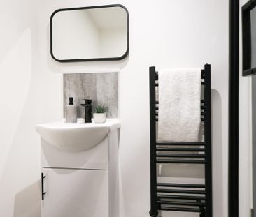 Armadale #27 - Photo 1