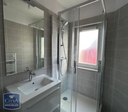 Appartement à louer 4 pièces 82.18m² - Photo 4