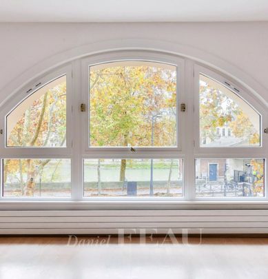 Appartement • Paris 4ème - Photo 1