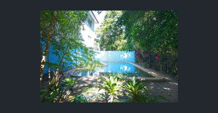 Beachside Townhouse - Wongaling Beach - Photo 3