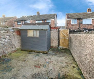 3 bedroom terraced house to rent - Photo 1