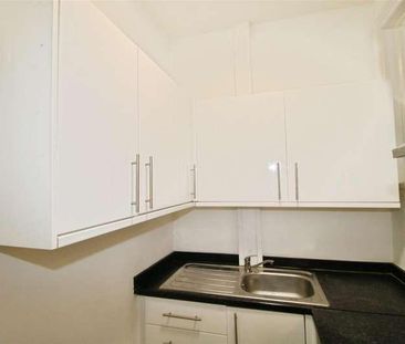 Esmond Street, Bradford, BD7 - Photo 6