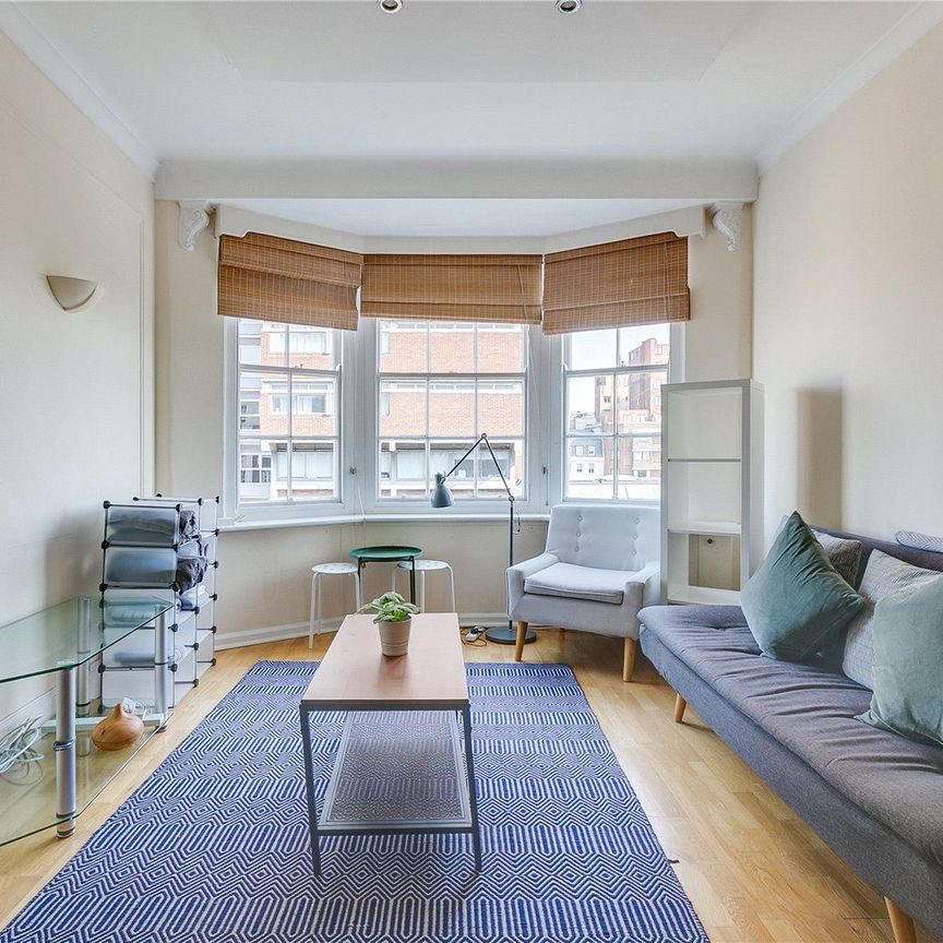 Queens Court, Notting Hill, W2 - Photo 1