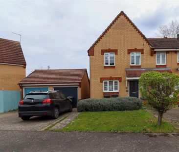 3 bedroom end of terrace house to rent - Photo 5