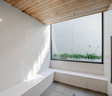 Parkside Home I Formal Dining Area I Walk to Shops & Station - Photo 1