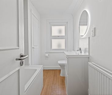 Room in a Shared Flat, West Hill, SW18 - Photo 5