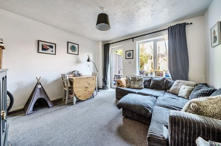 2 bedroom terraced house to rent - Photo 2