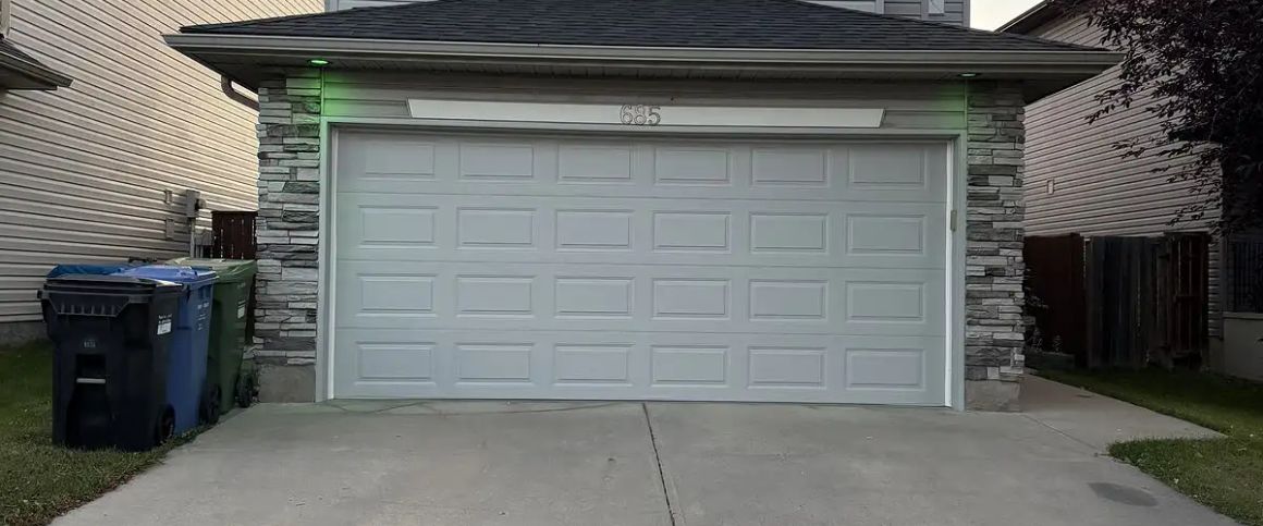 Family & Pet‑Friendly Home for Rent in Cranston SE – Excellent Location — 4 Bedrooms+ Den House - Photo 1