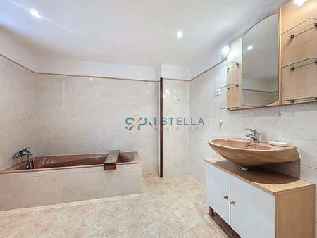 T2 vide à l'année Calcatoggio, - Photo 2