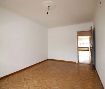 Appartement met 2 slaapkamers en garage te midden van centrum te Sc... - Photo 2