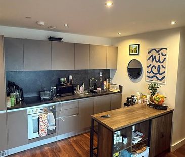 2 bedroom flat to rent - Photo 4