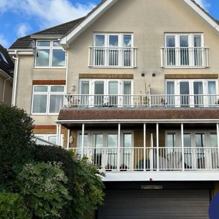 St Andrews Place, 72 Dumpton Park Drive, Broadstairs, CT10 1RT, Kent - Photo 4