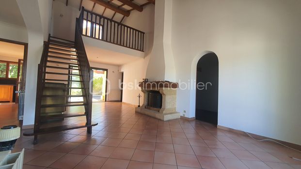 Maison de 138 m² à Nimes - Photo 1