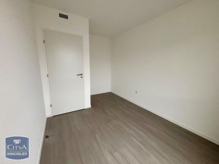 Location Appartement 3 pièces 64m² POITIERS 86000 - Photo 4