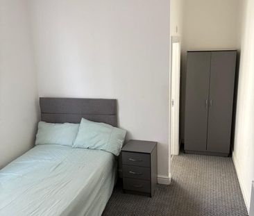 Church Road, CH42 ***ROOM LET*** - Photo 1