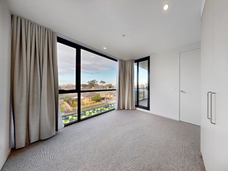 Luxury Living in Essendon's Luminess Building - Photo 3