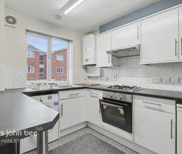 2 bedroom apartment to rent - Photo 6