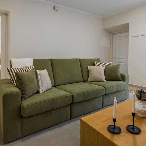 Rua do Vale de Santo António, Lisbon, Lisbon 1170-379 - Photo 1