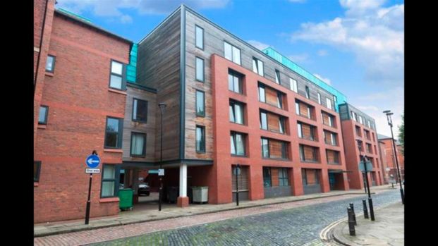 1 Bed Flat, Block B, LS2 - Photo 1