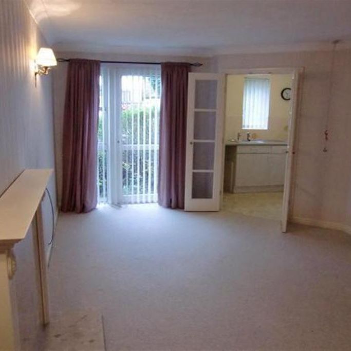2 bedroom retirement property to rent - Photo 1