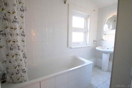 1 bedroom property to rent in London - Photo 5