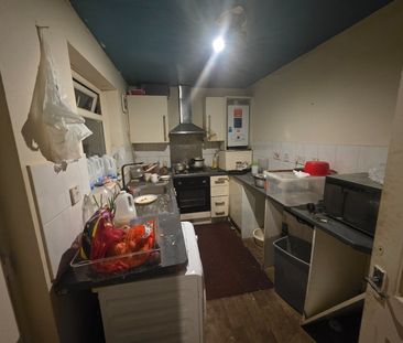 2 Bed Terraced House, Cleveland Road, M8 - Photo 6