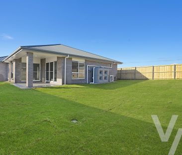 5 Red Baron Road, Chisholm - Photo 4