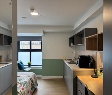 1 bedroom private hall to rent - Photo 2